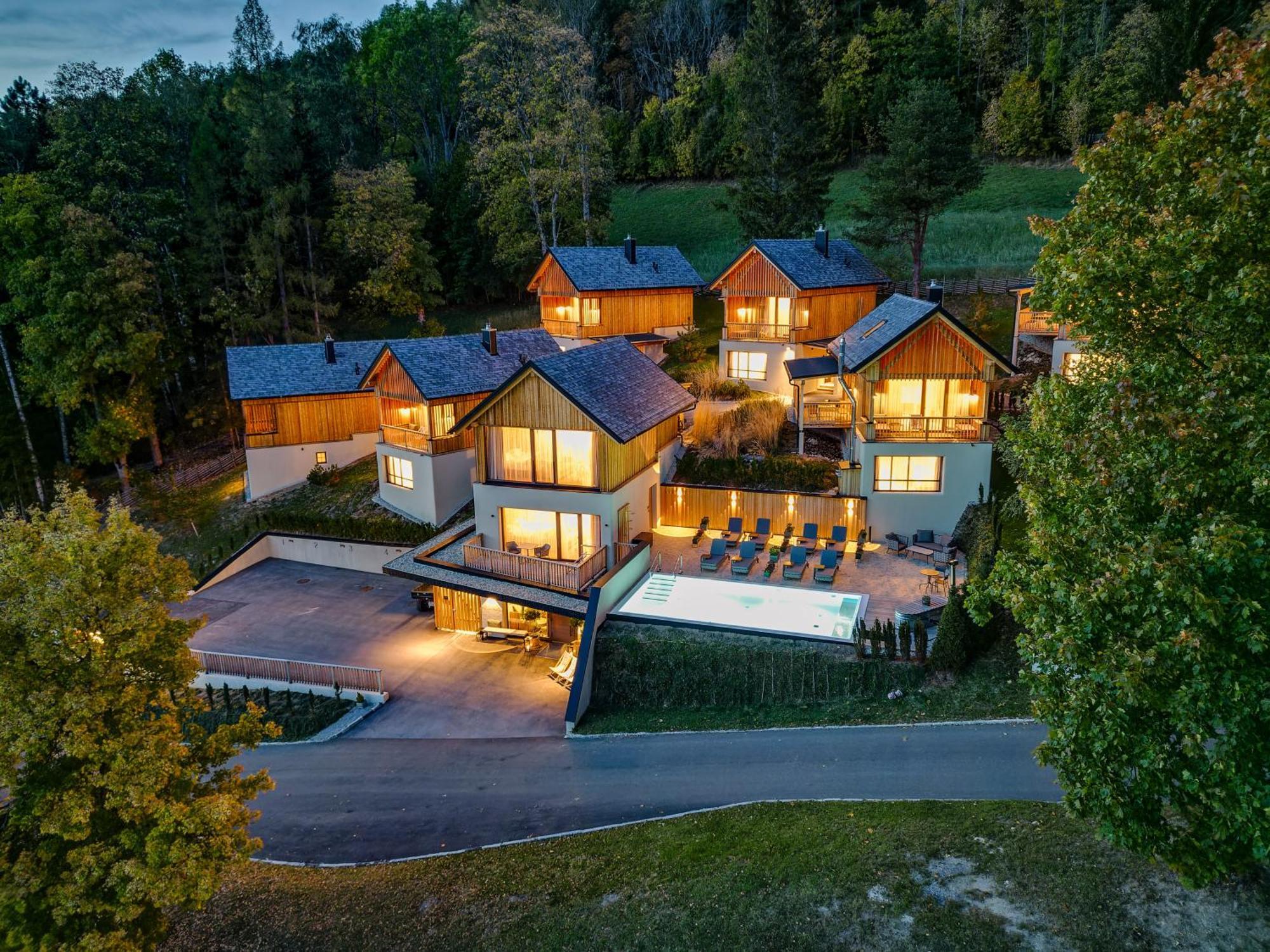 Hideaway Hotel Montestyria Chalets & Suiten ماريازيل المظهر الخارجي الصورة