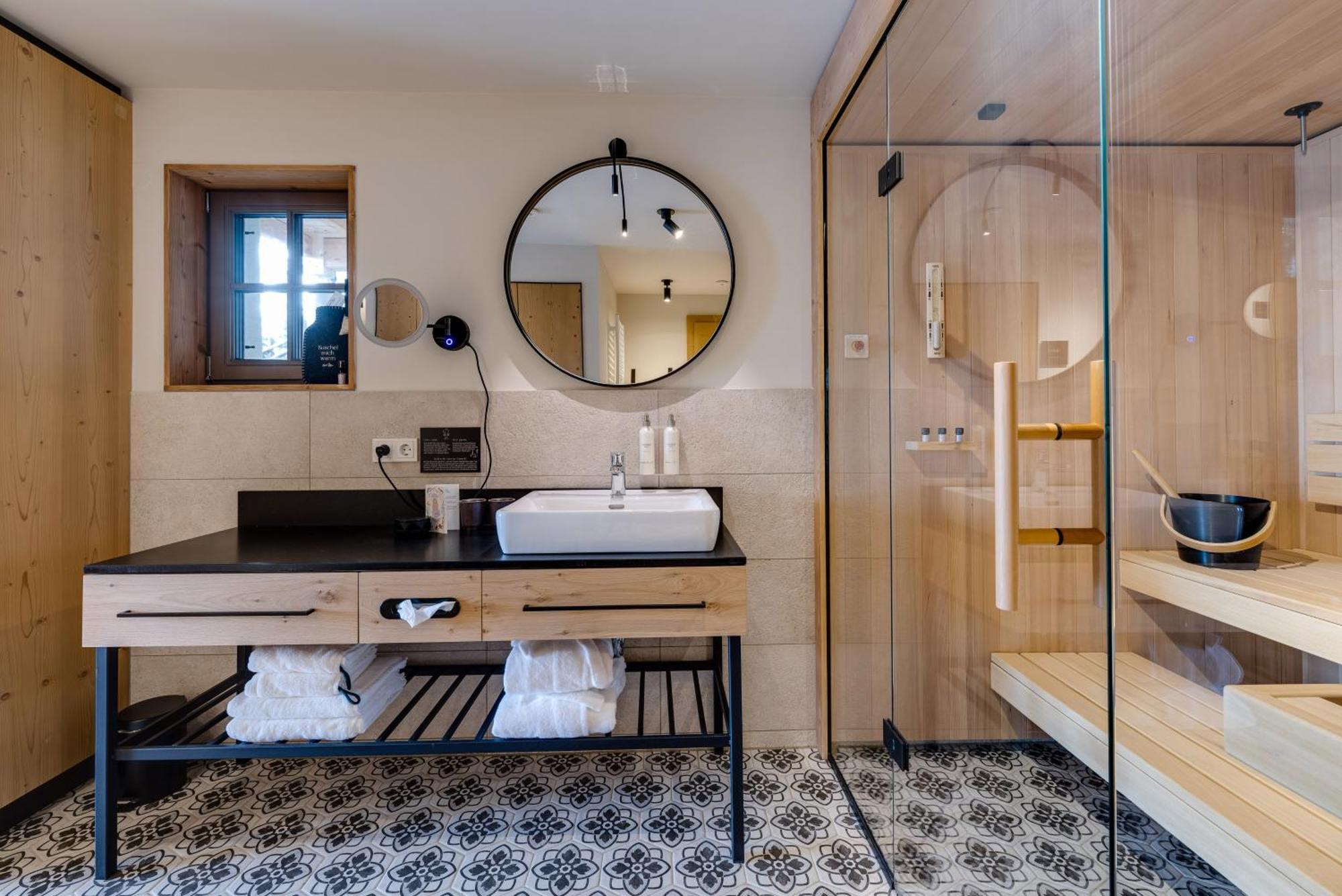 Hideaway Hotel Montestyria Chalets & Suiten ماريازيل المظهر الخارجي الصورة